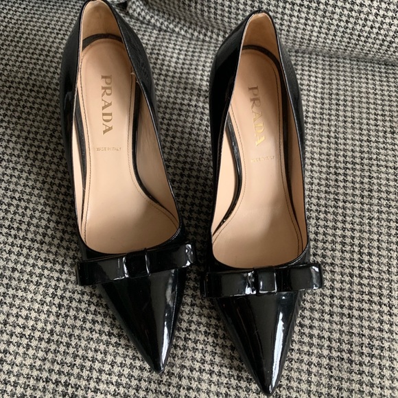 Prada leather bow tie pointed toe heels - Picture 1 of 7